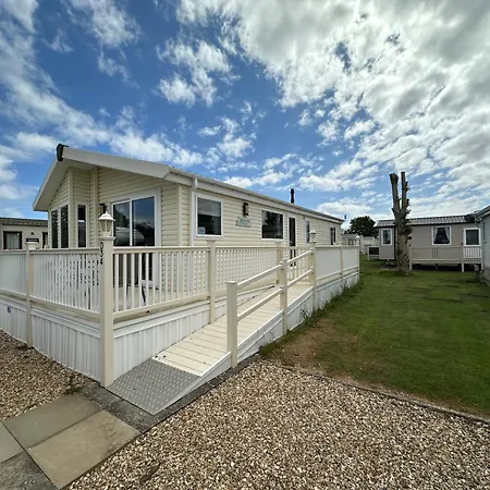 Royal Oak Caravan Park Skegness Exterior photo